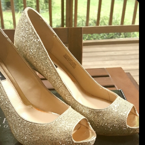 White House Black Market Shoes - White House Black Market Sequin Gold Heels